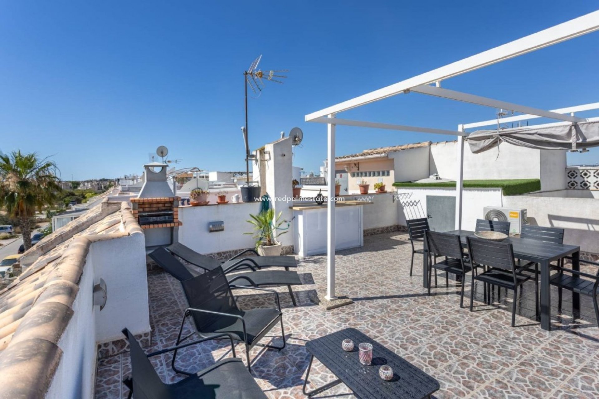 Återförsäljning - Lägenhet -
Torrevieja