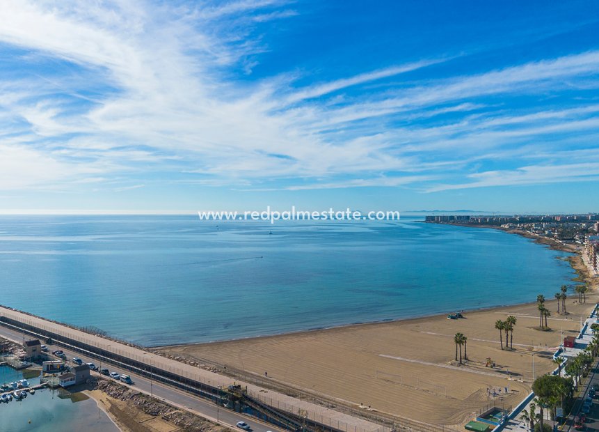 Återförsäljning - Lägenhet -
Torrevieja