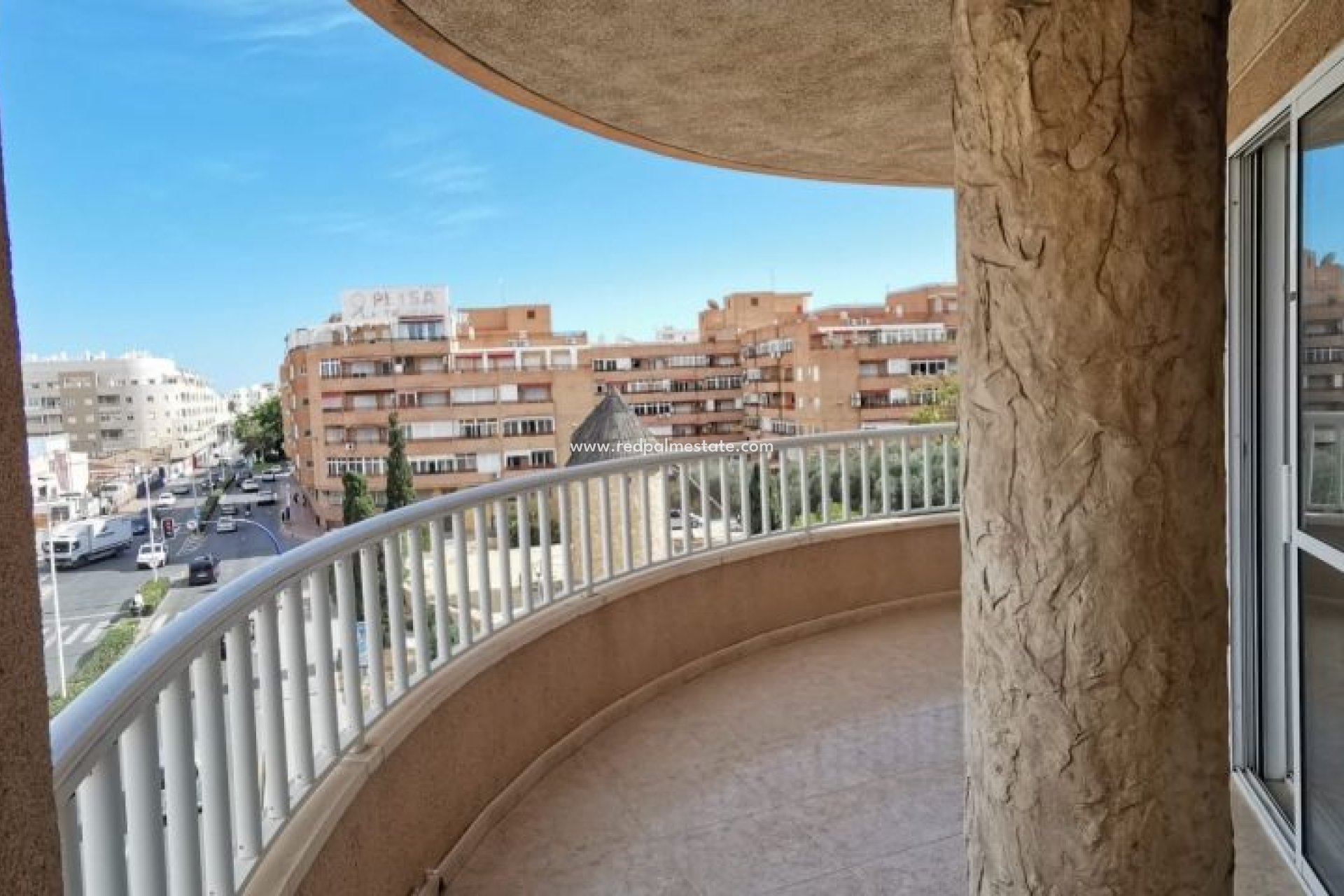 Återförsäljning - Lägenhet -
Torrevieja