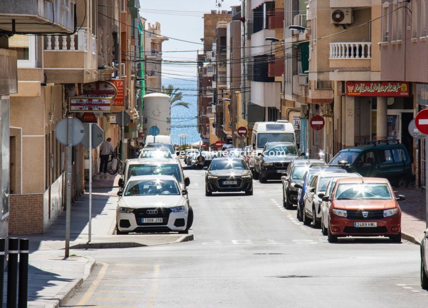Återförsäljning - Lägenhet -
Torrevieja