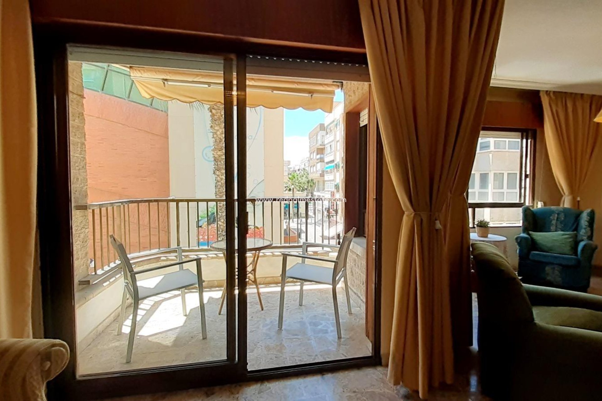 Återförsäljning - Lägenhet -
Torrevieja