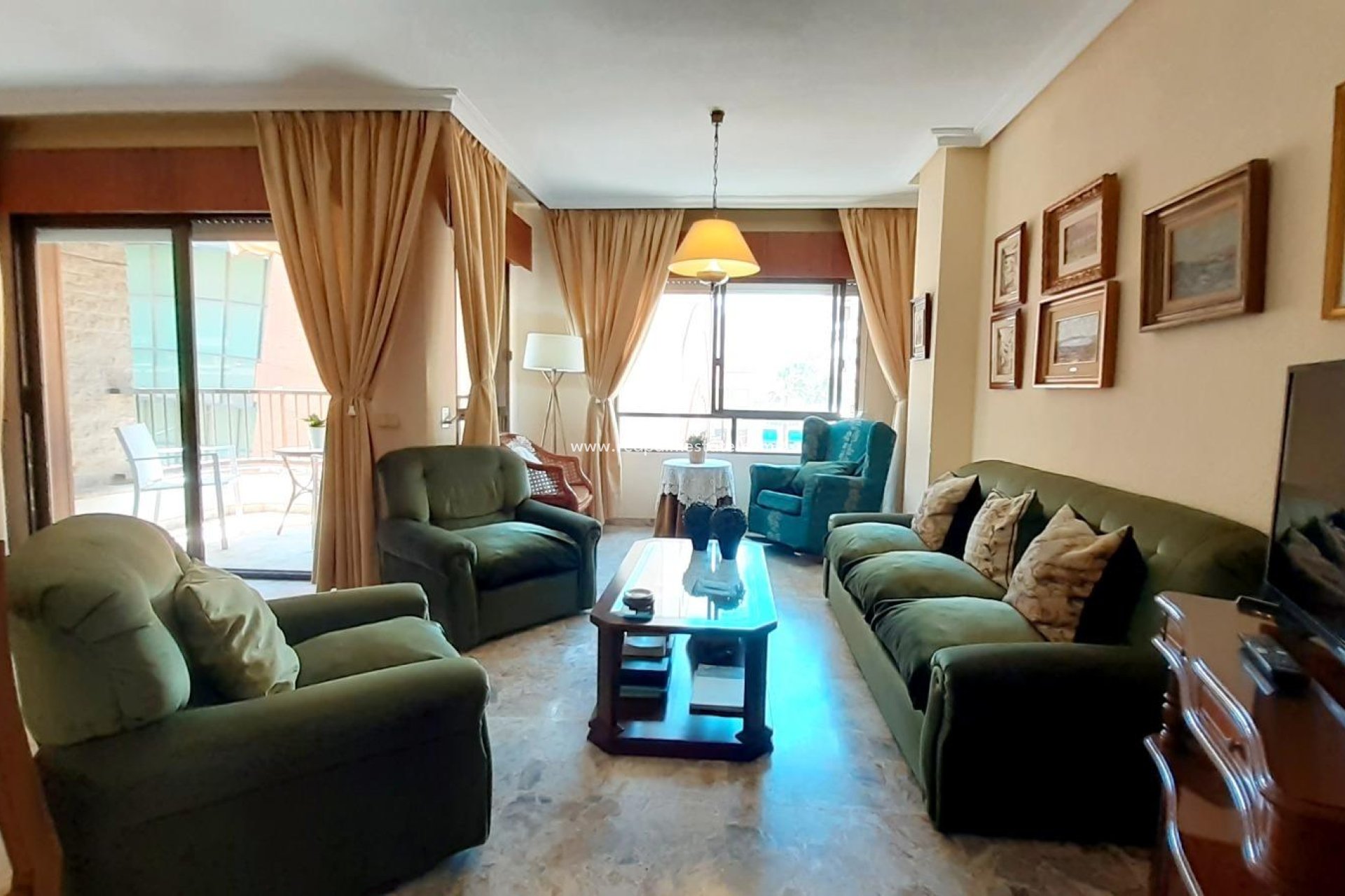 Återförsäljning - Lägenhet -
Torrevieja