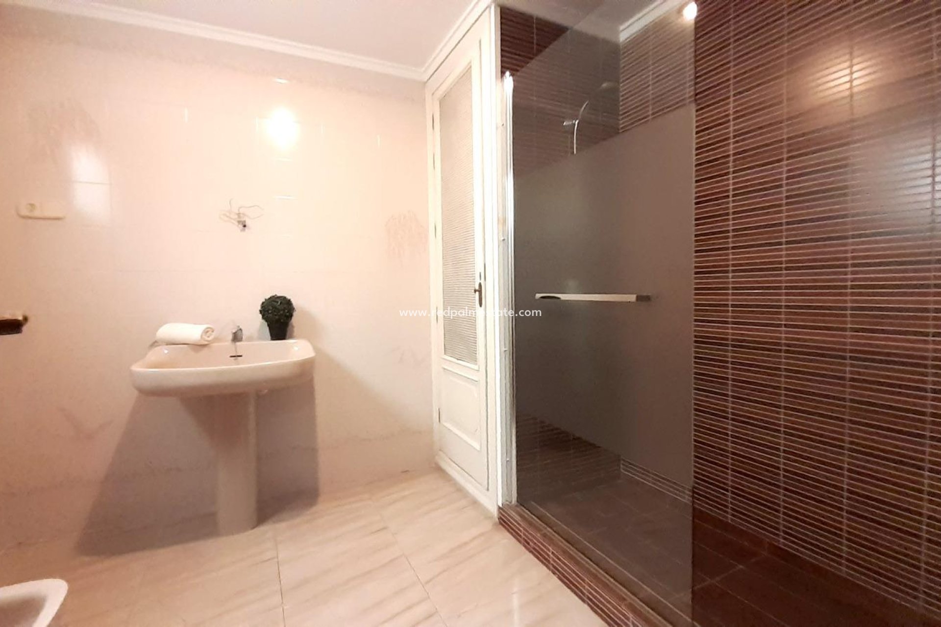 Återförsäljning - Lägenhet -
Torrevieja