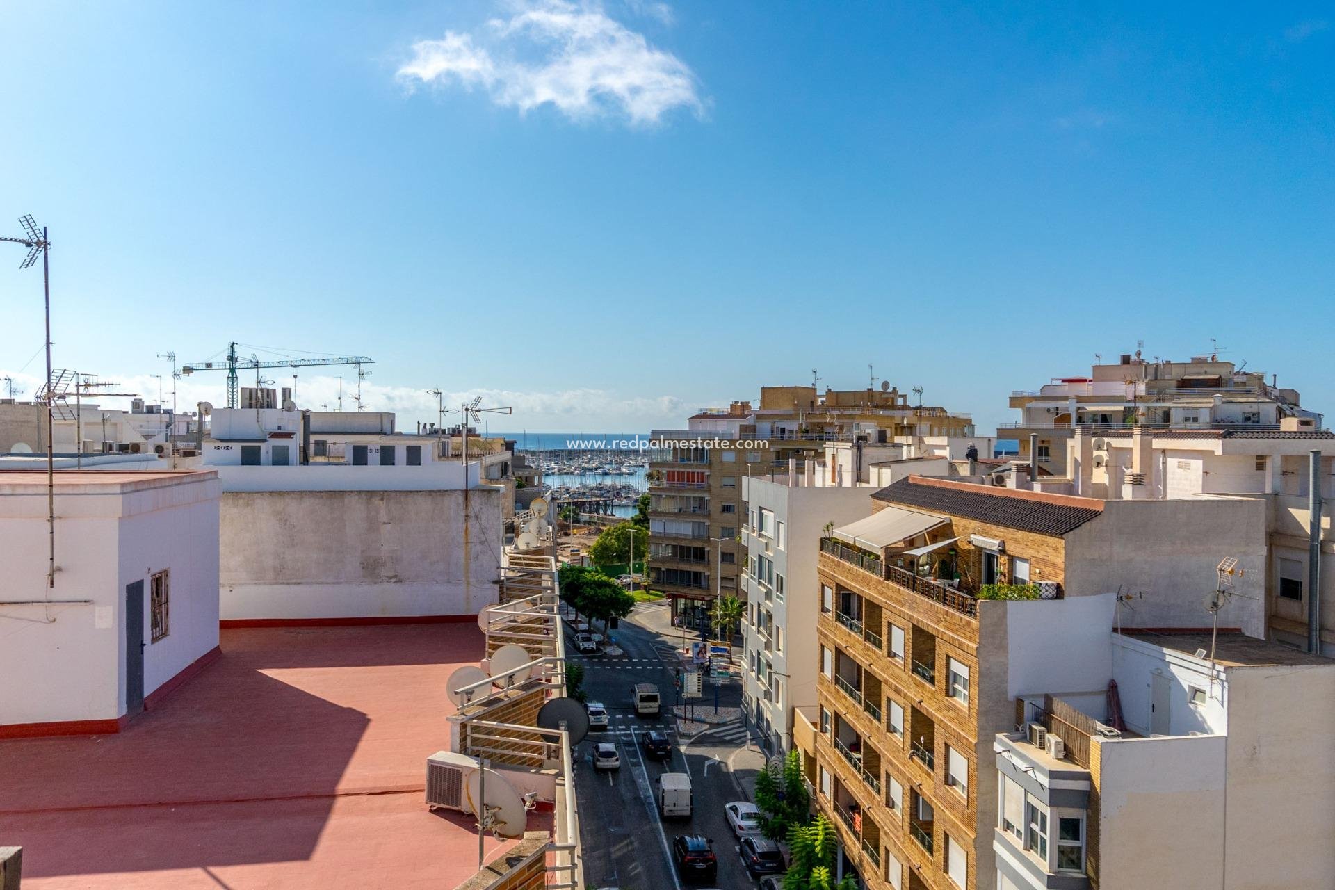 Återförsäljning - Lägenhet -
Torrevieja