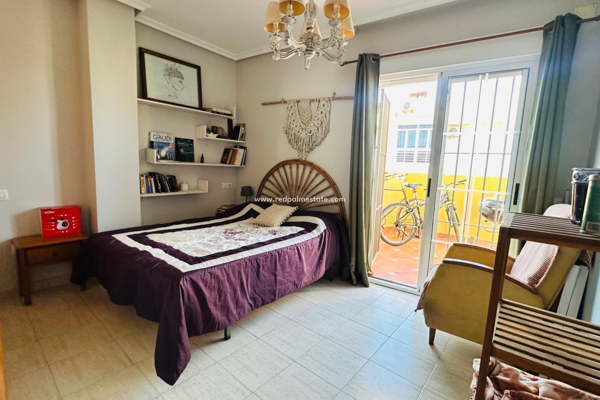 Återförsäljning - Lägenhet -
Torrevieja