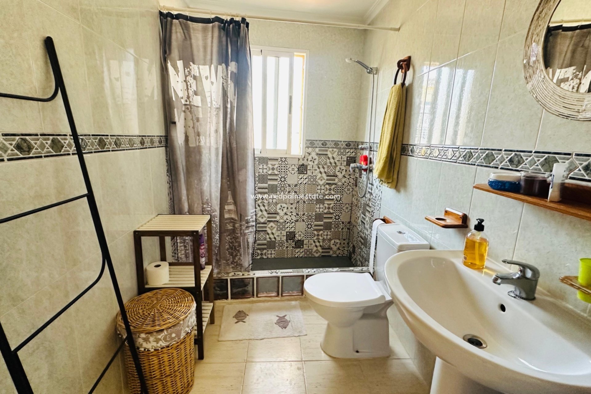 Återförsäljning - Lägenhet -
Torrevieja