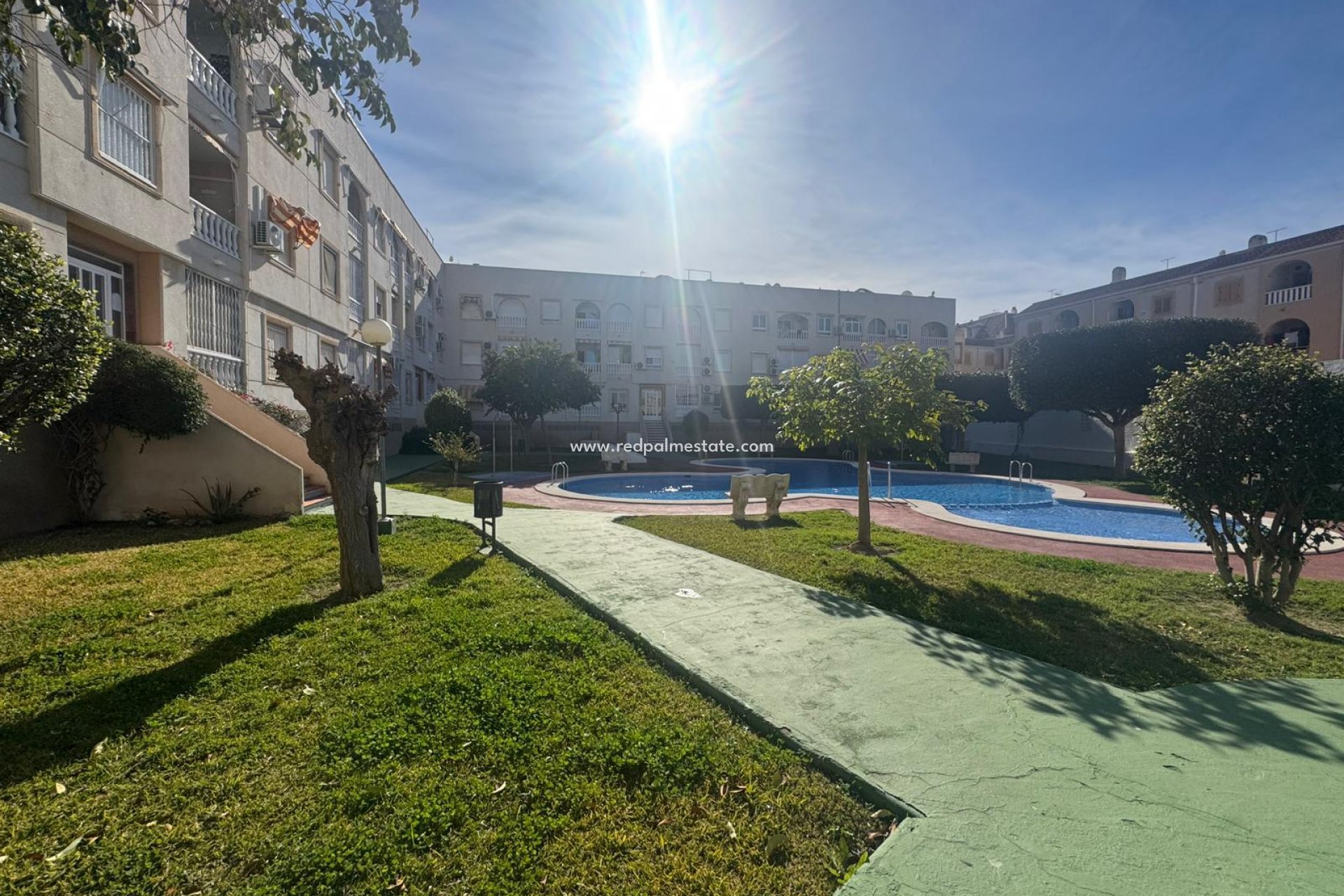 Återförsäljning - Lägenhet -
Torrevieja
