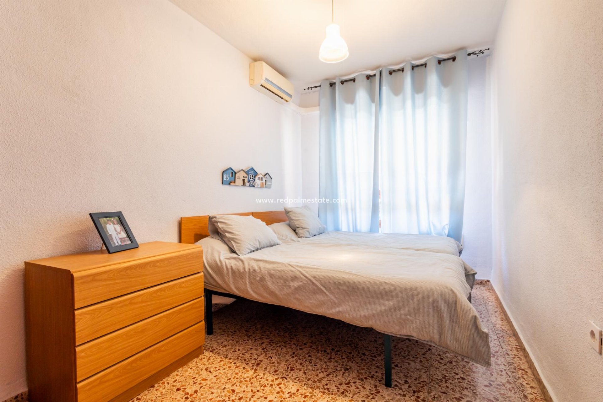 Återförsäljning - Lägenhet -
Torrevieja