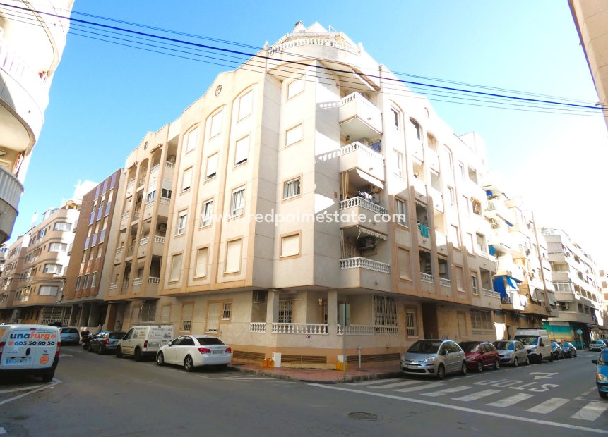 Återförsäljning - Lägenhet -
Torrevieja