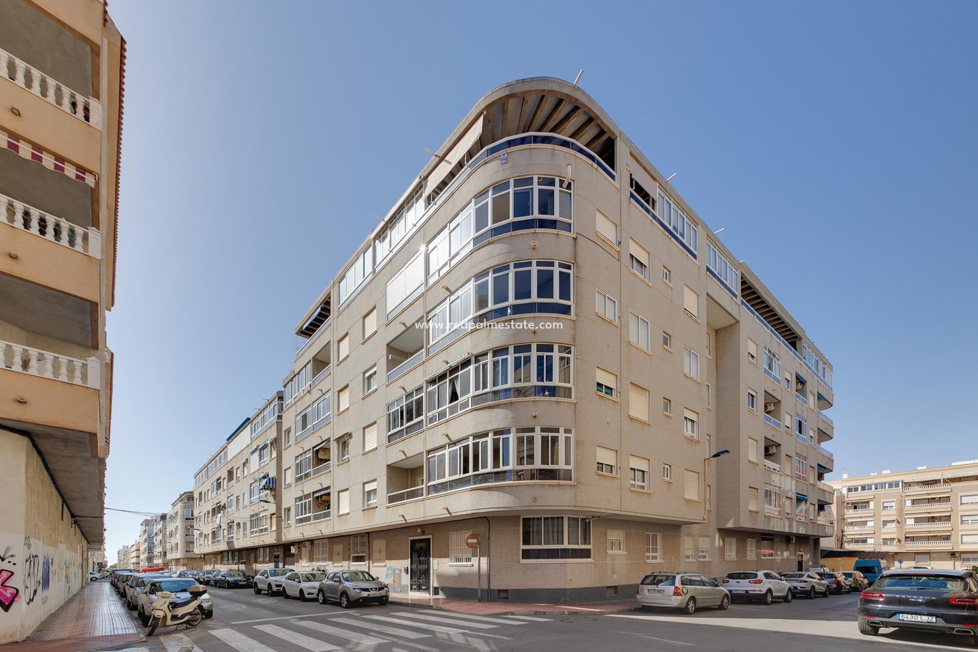 Återförsäljning - Lägenhet -
Torrevieja