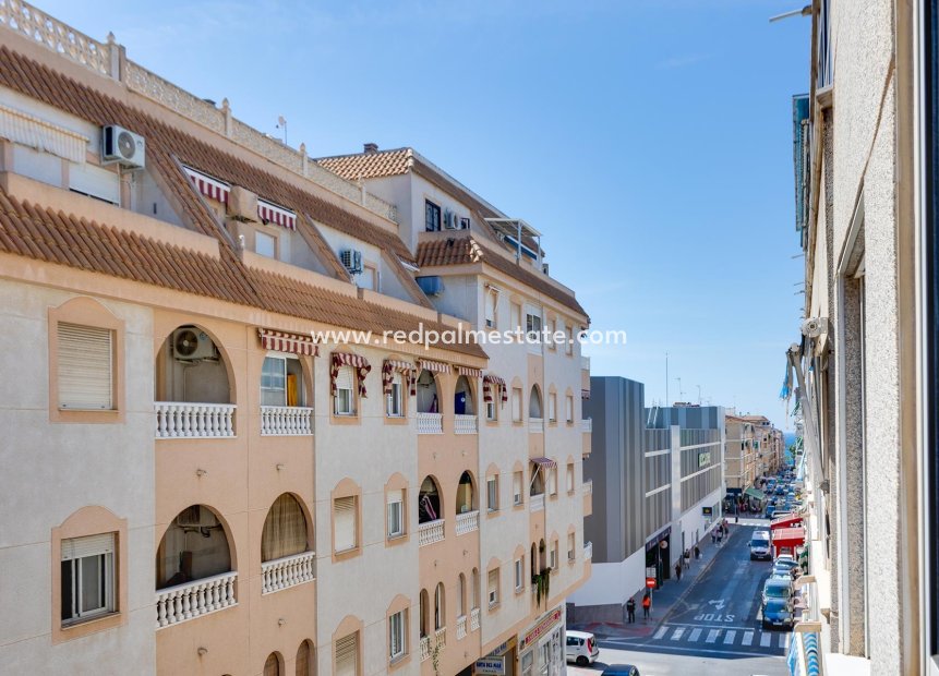 Återförsäljning - Lägenhet -
Torrevieja