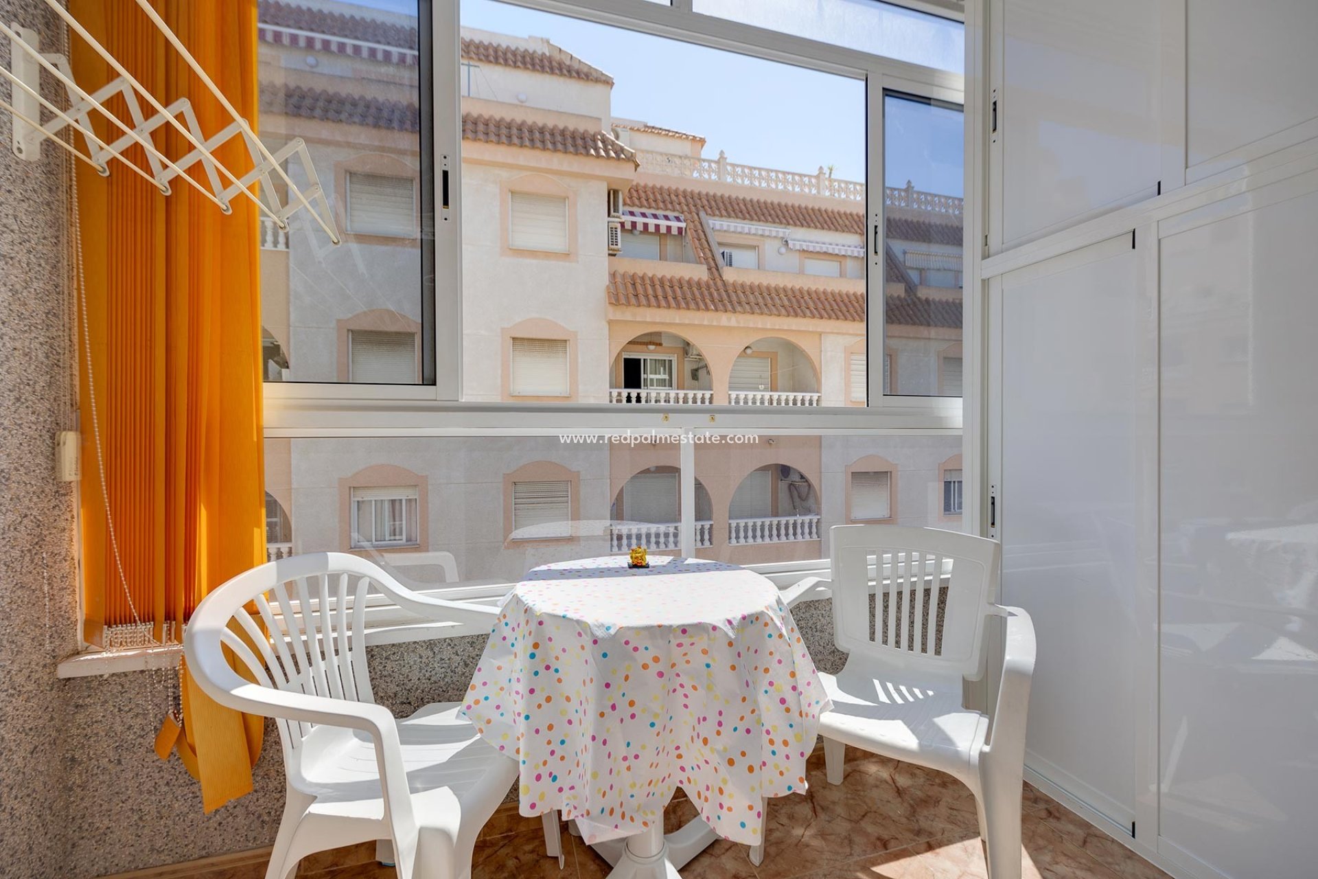 Återförsäljning - Lägenhet -
Torrevieja
