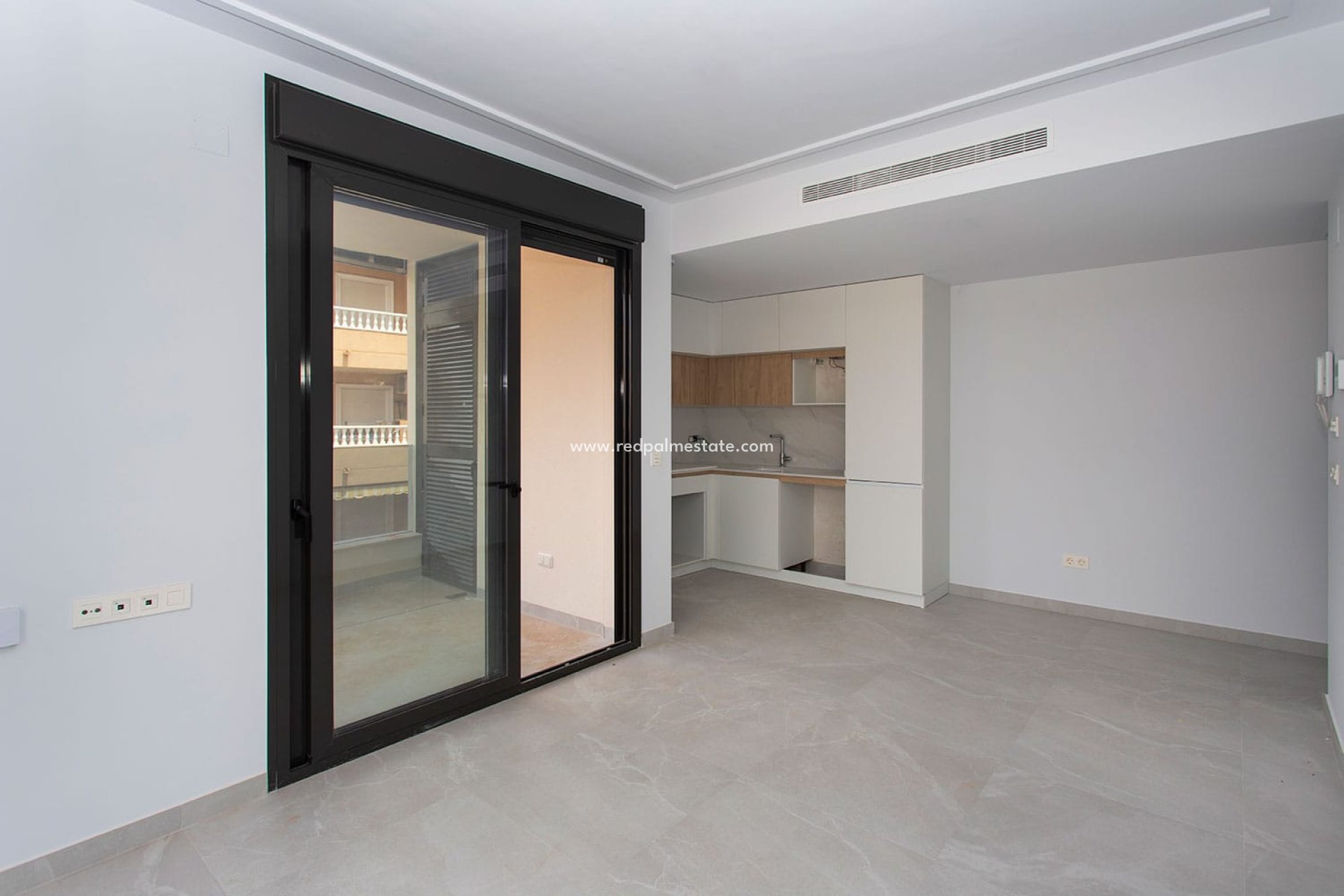 Återförsäljning - Lägenhet -
Torrevieja