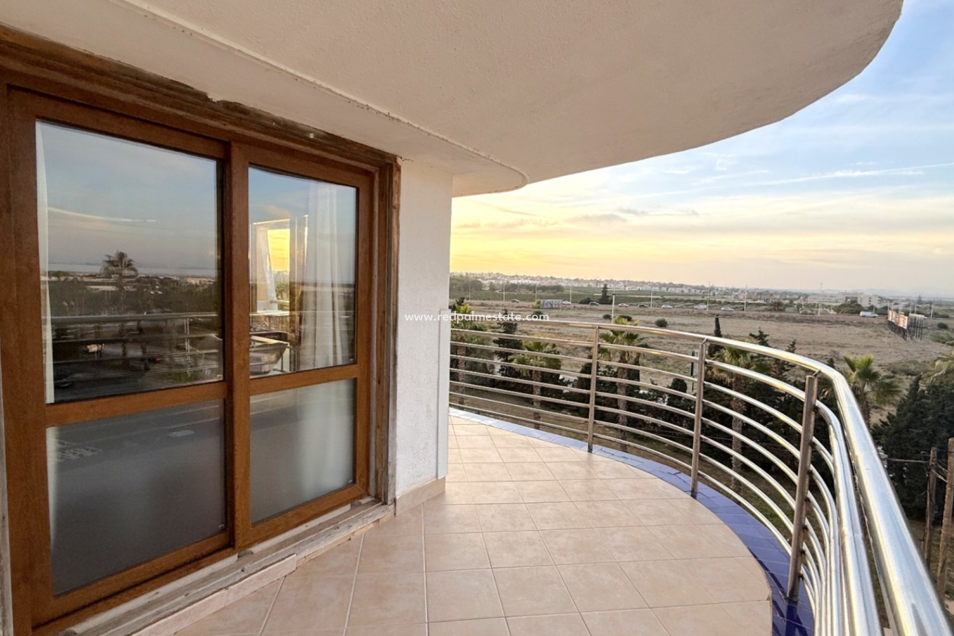 Återförsäljning - Lägenhet -
Torrevieja