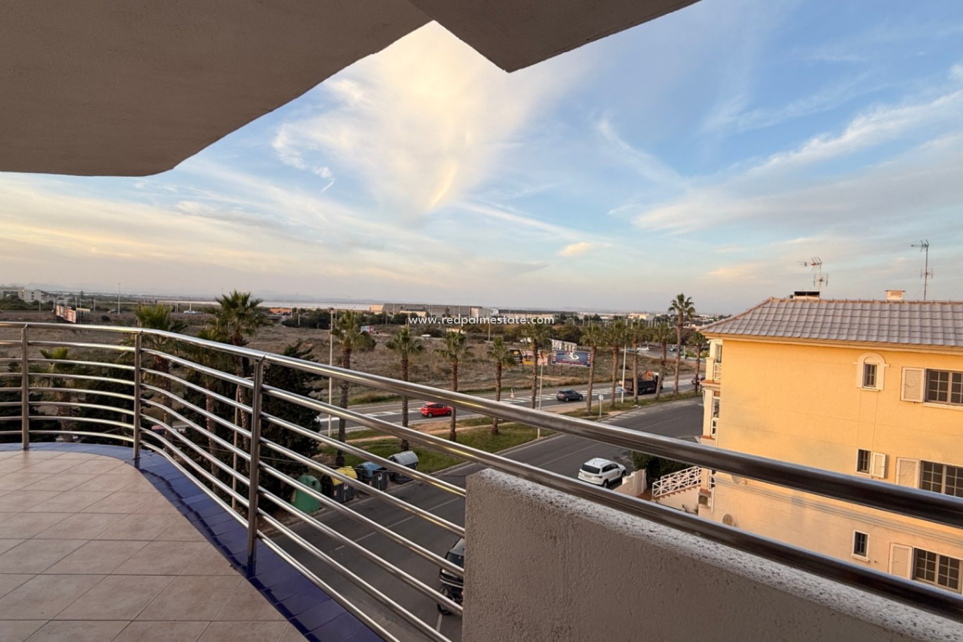 Återförsäljning - Lägenhet -
Torrevieja