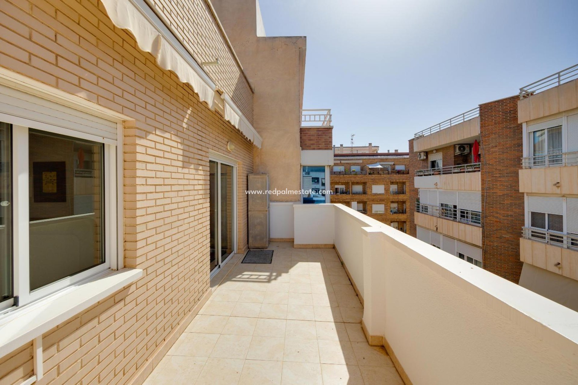 Återförsäljning - Lägenhet -
Torrevieja