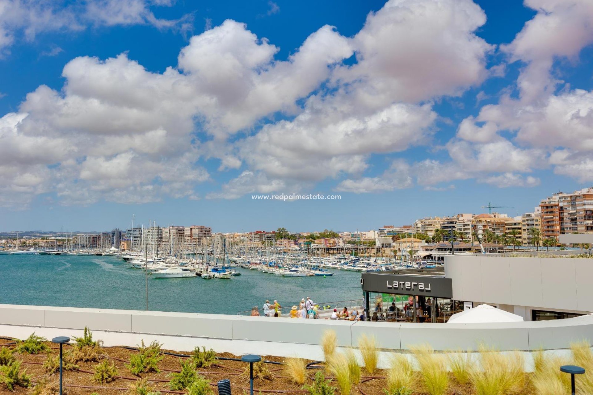 Återförsäljning - Lägenhet -
Torrevieja