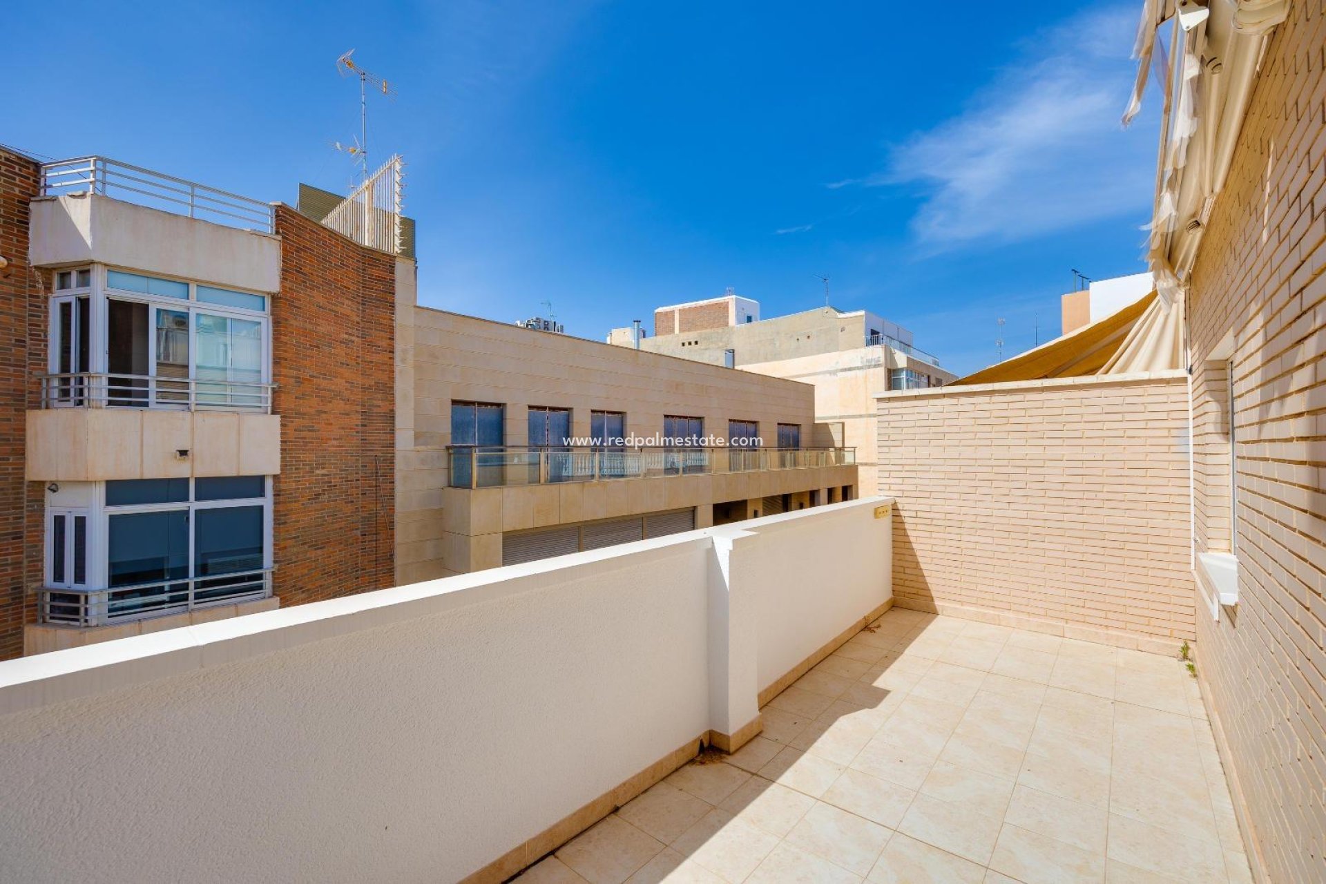 Återförsäljning - Lägenhet -
Torrevieja