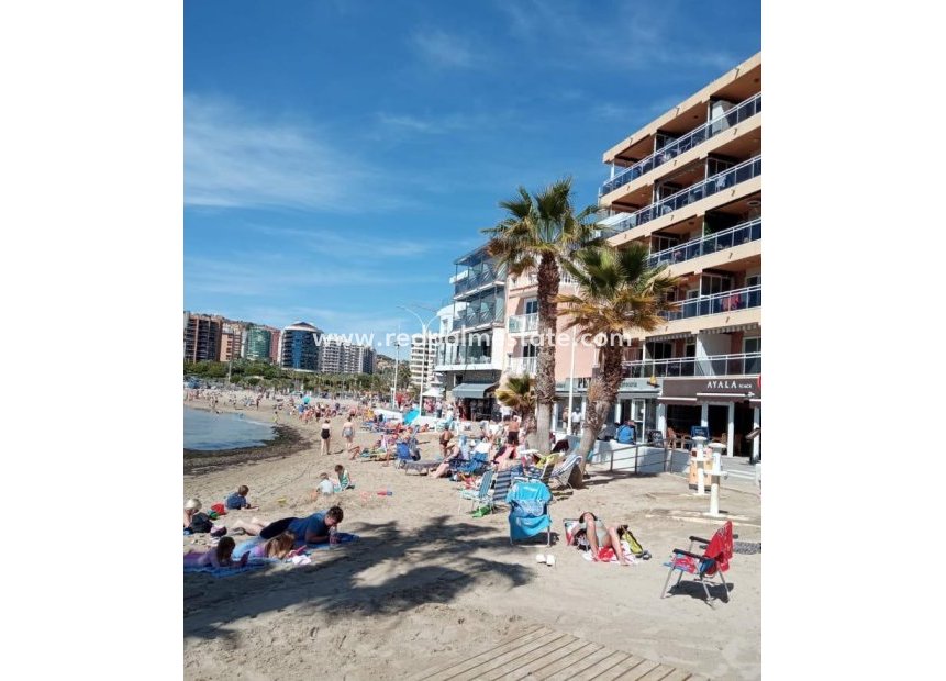 Återförsäljning - Lägenhet -
Villajoyosa - Cala Villajoyosa