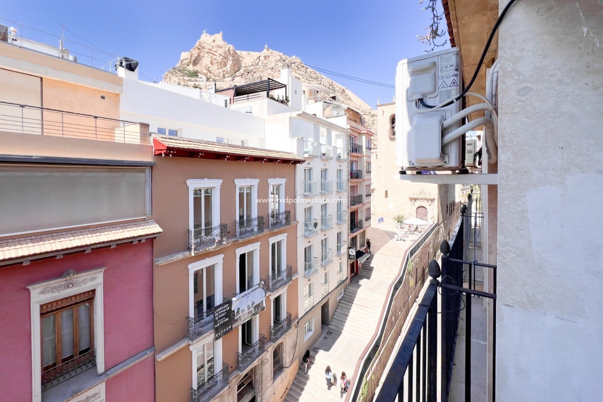 Återförsäljning - Lägenheter -
Alicante