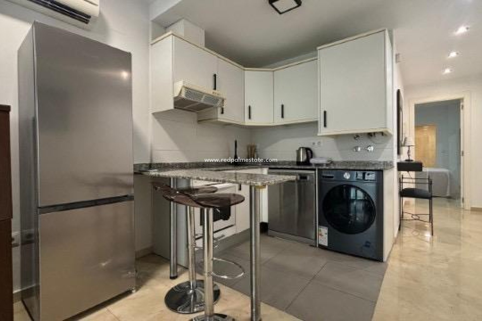 Återförsäljning - Lägenheter -
Benidorm - Colonia Madrid