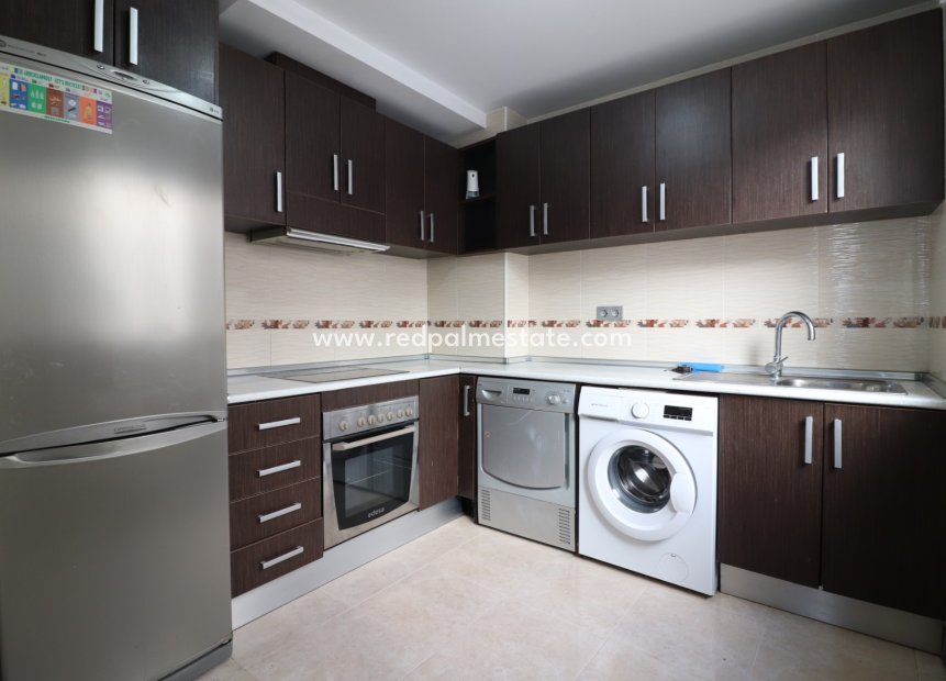 Återförsäljning - Lägenheter -
Benijofar