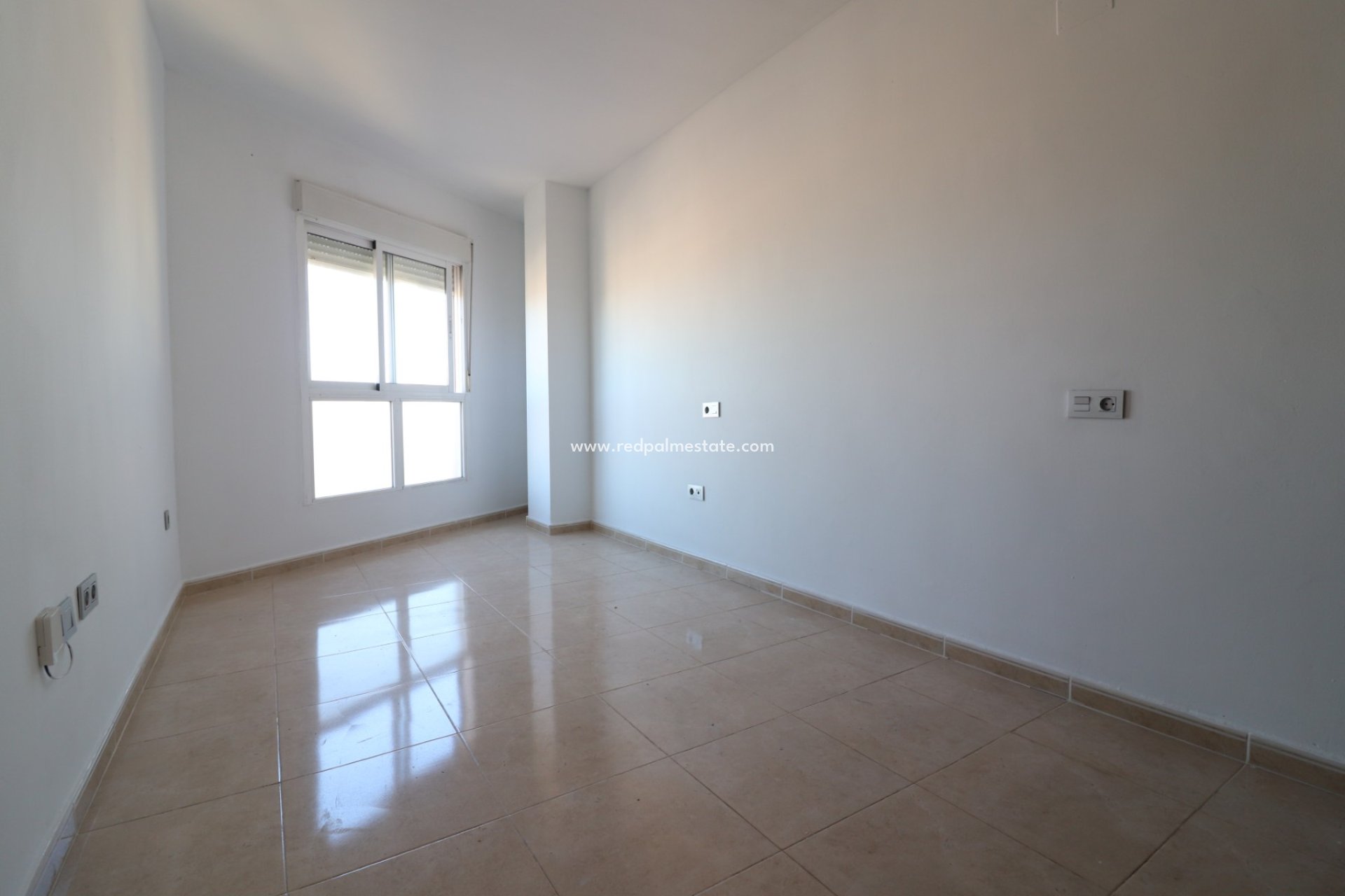 Återförsäljning - Lägenheter -
Benijofar