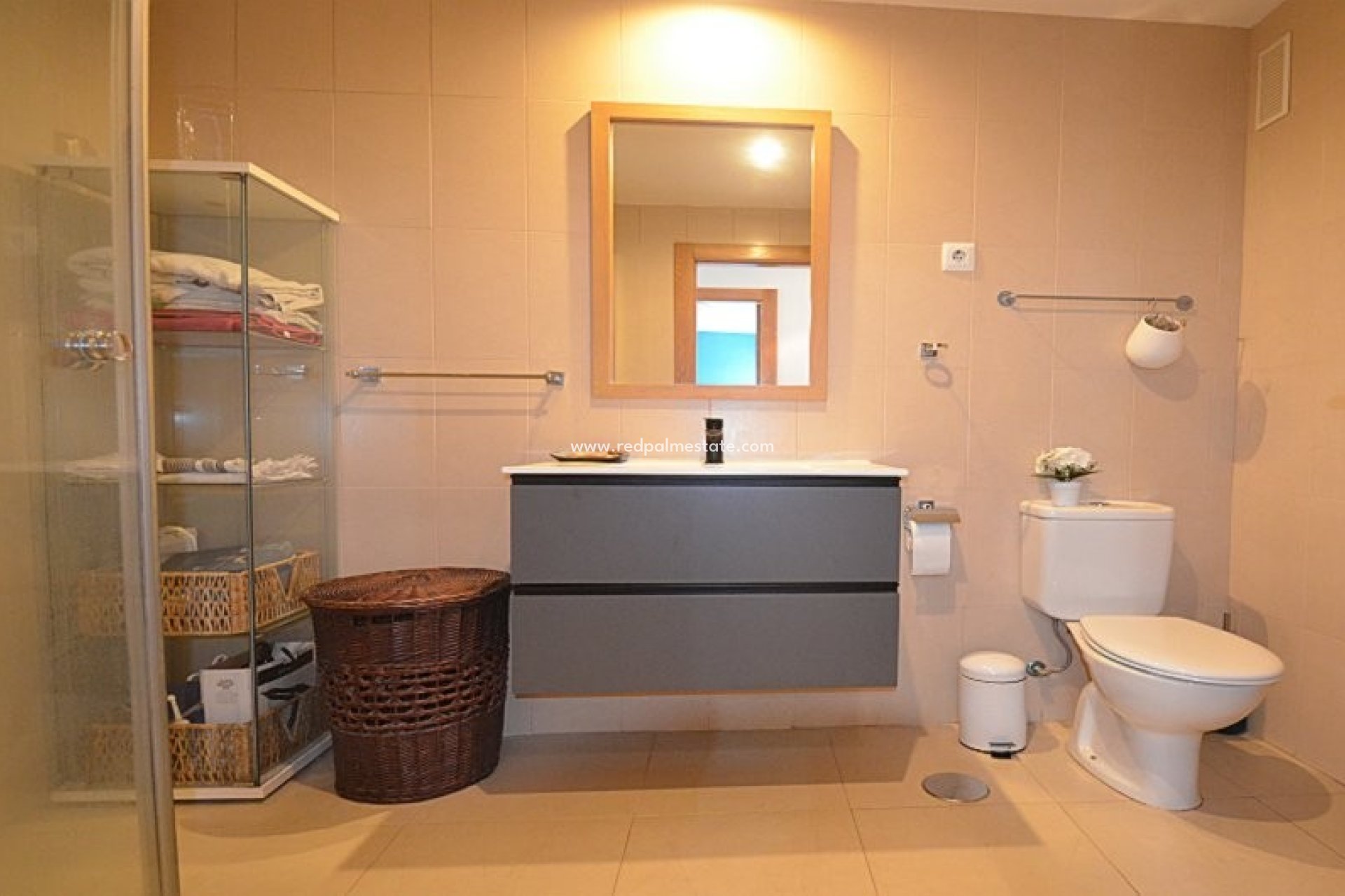 Återförsäljning - Lägenheter -
Hacienda Riquelme Golf Resort