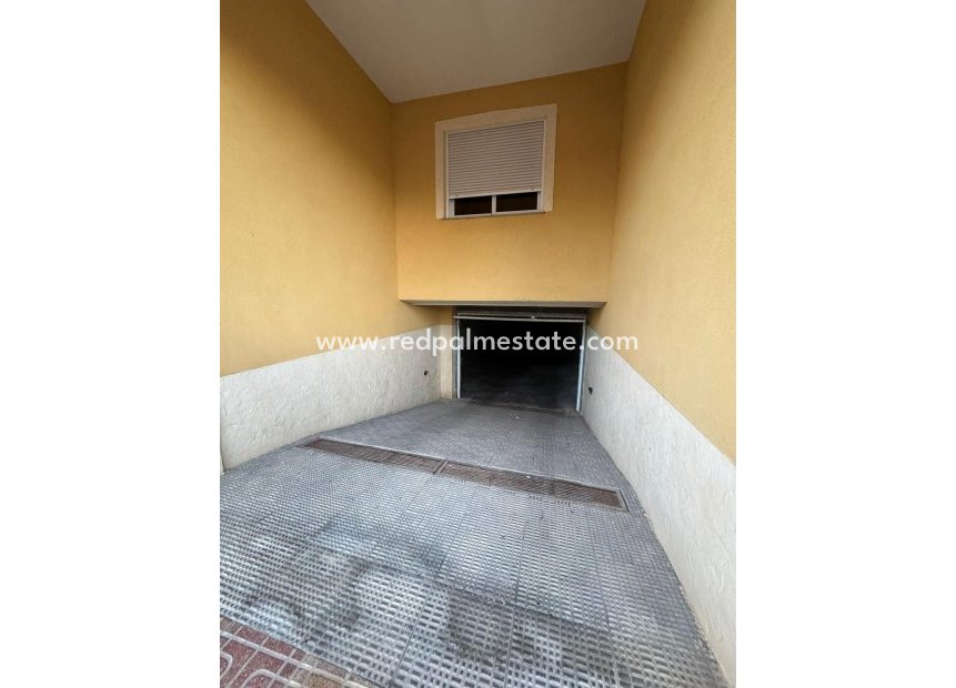 Återförsäljning - Lägenheter -
Jacarilla