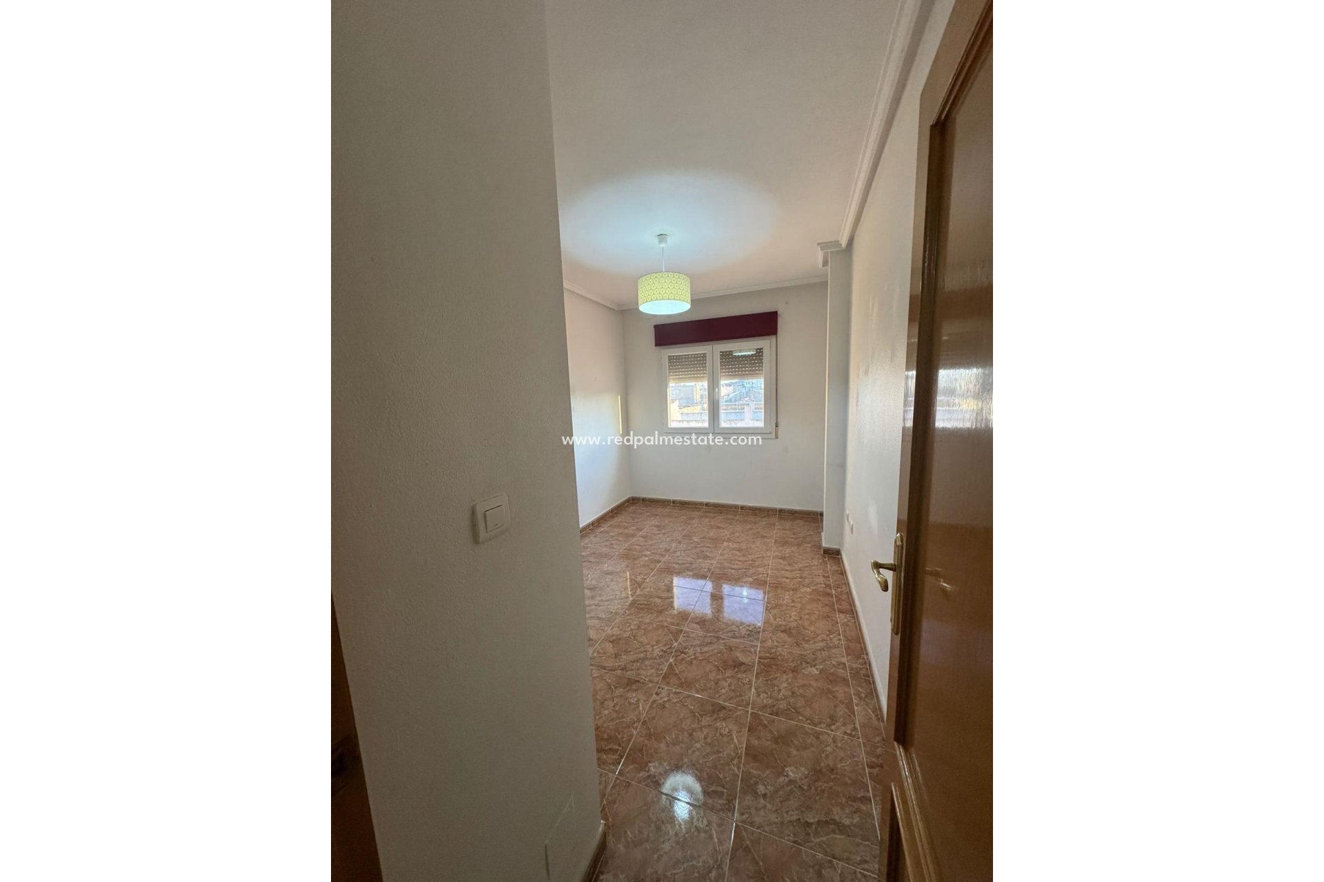 Återförsäljning - Lägenheter -
Jacarilla