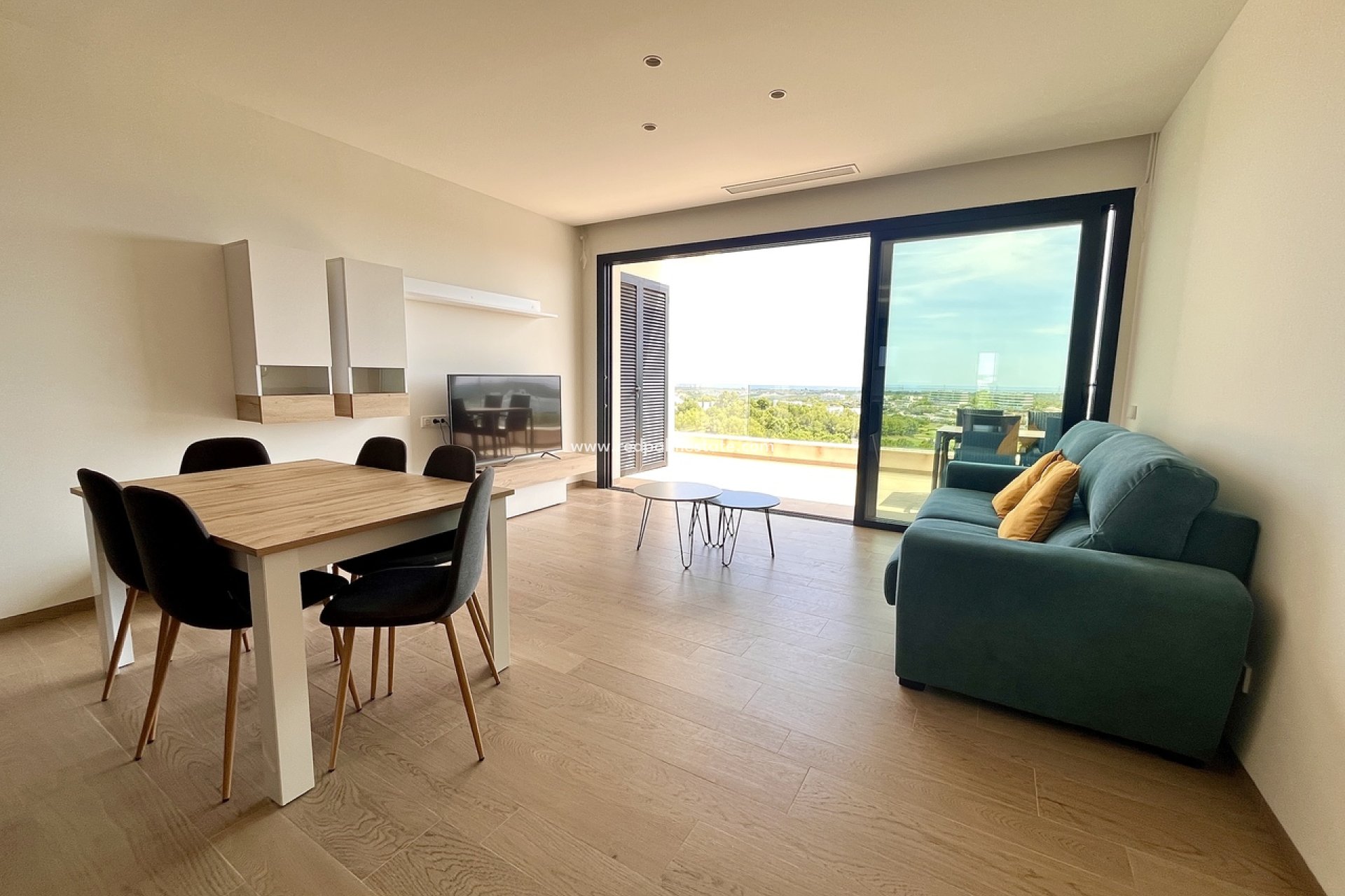 Återförsäljning - Lägenheter -
Las Colinas Golf - Costa Blanca