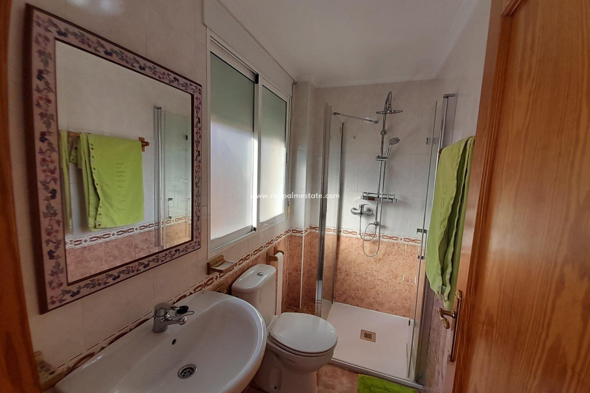 Återförsäljning - Lägenheter -
Mazarron - Barrio San Isidro