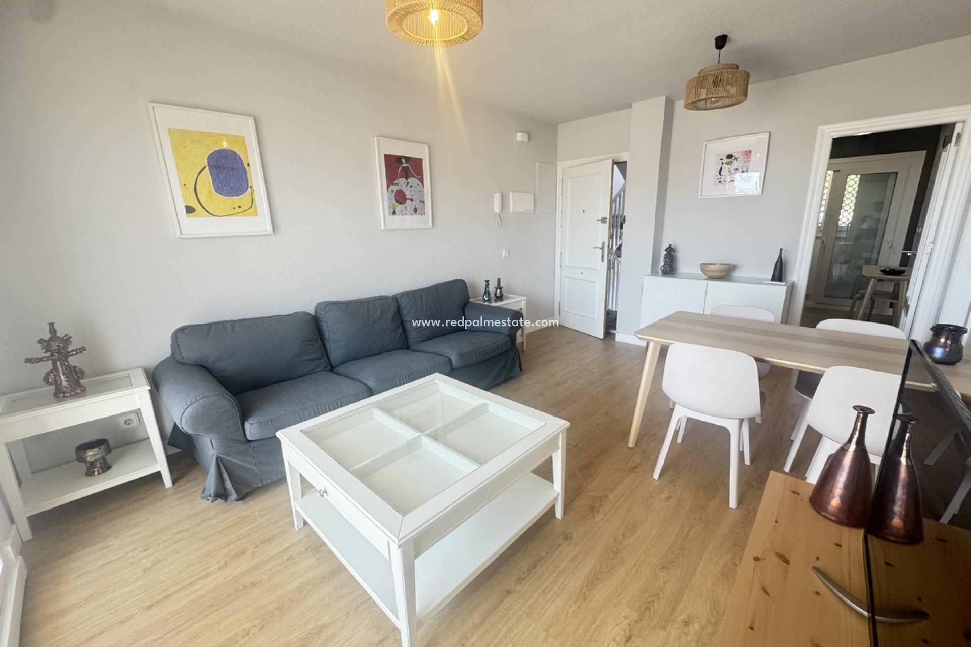 Återförsäljning - Lägenheter -
Orihuela Costa - Campoamor