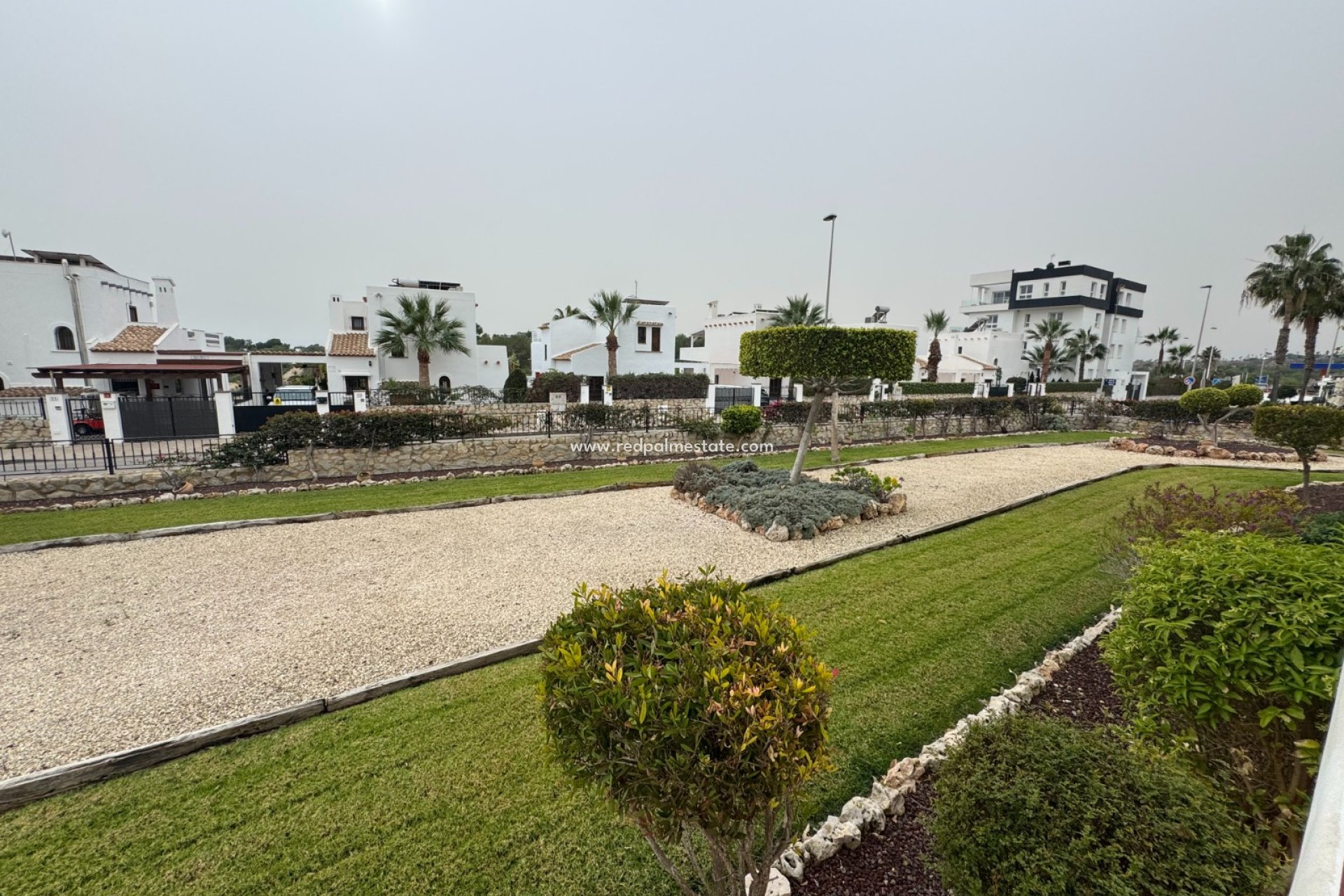 Återförsäljning - Lägenheter -
Orihuela Costa - Campoamor