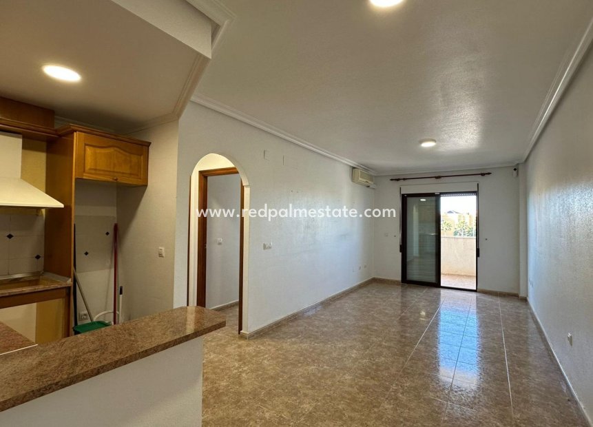 Återförsäljning - Lägenheter -
Orihuela Costa - Campoamor