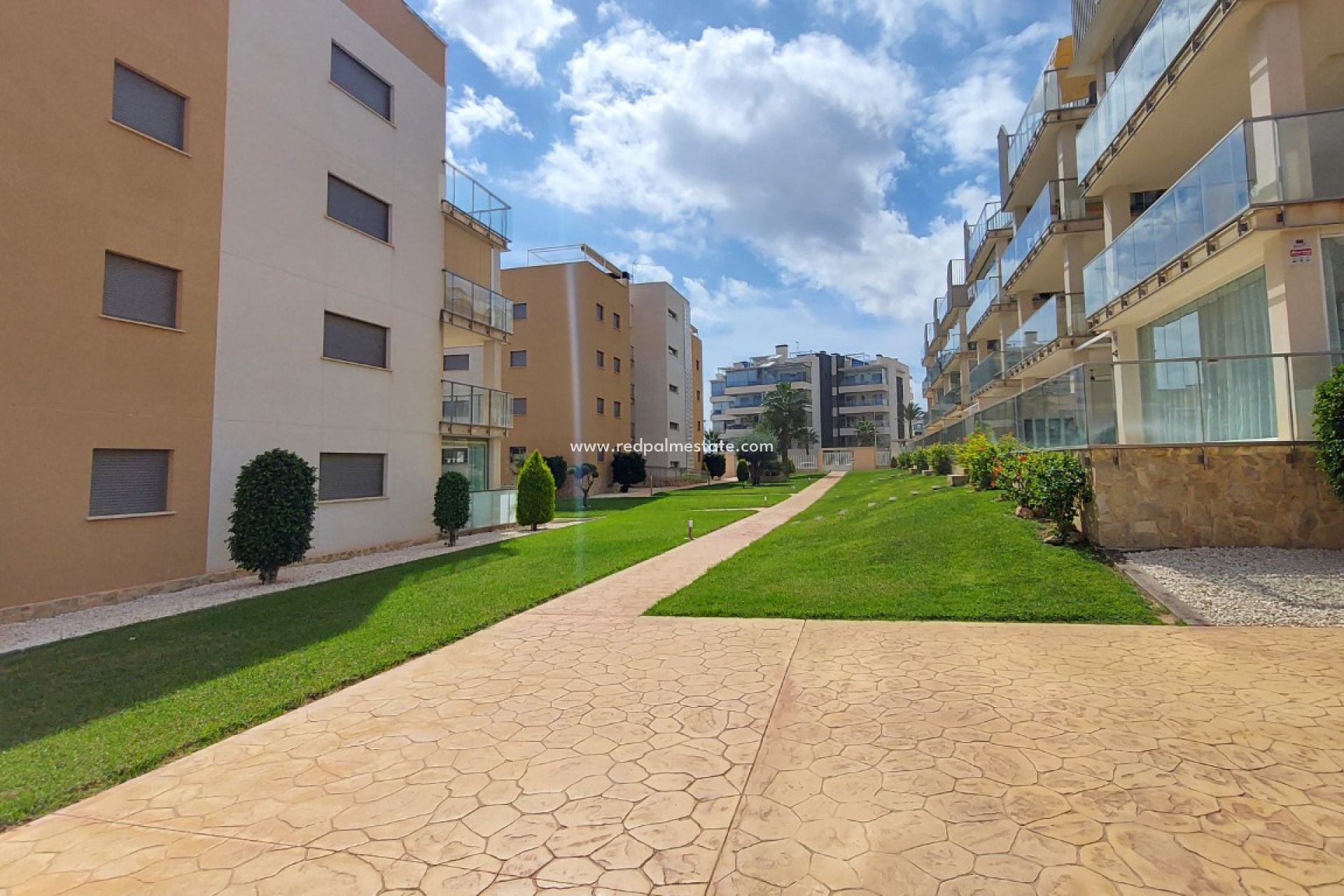 Återförsäljning - Lägenheter -
Orihuela Costa - Costa Blanca