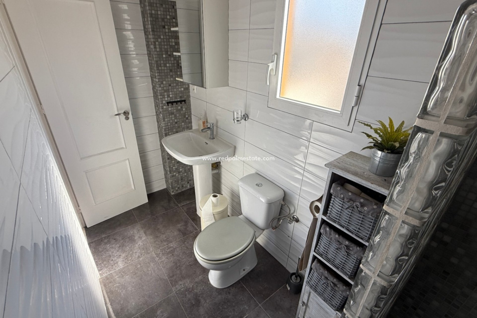 Återförsäljning - Lägenheter -
Orihuela Costa - Inland