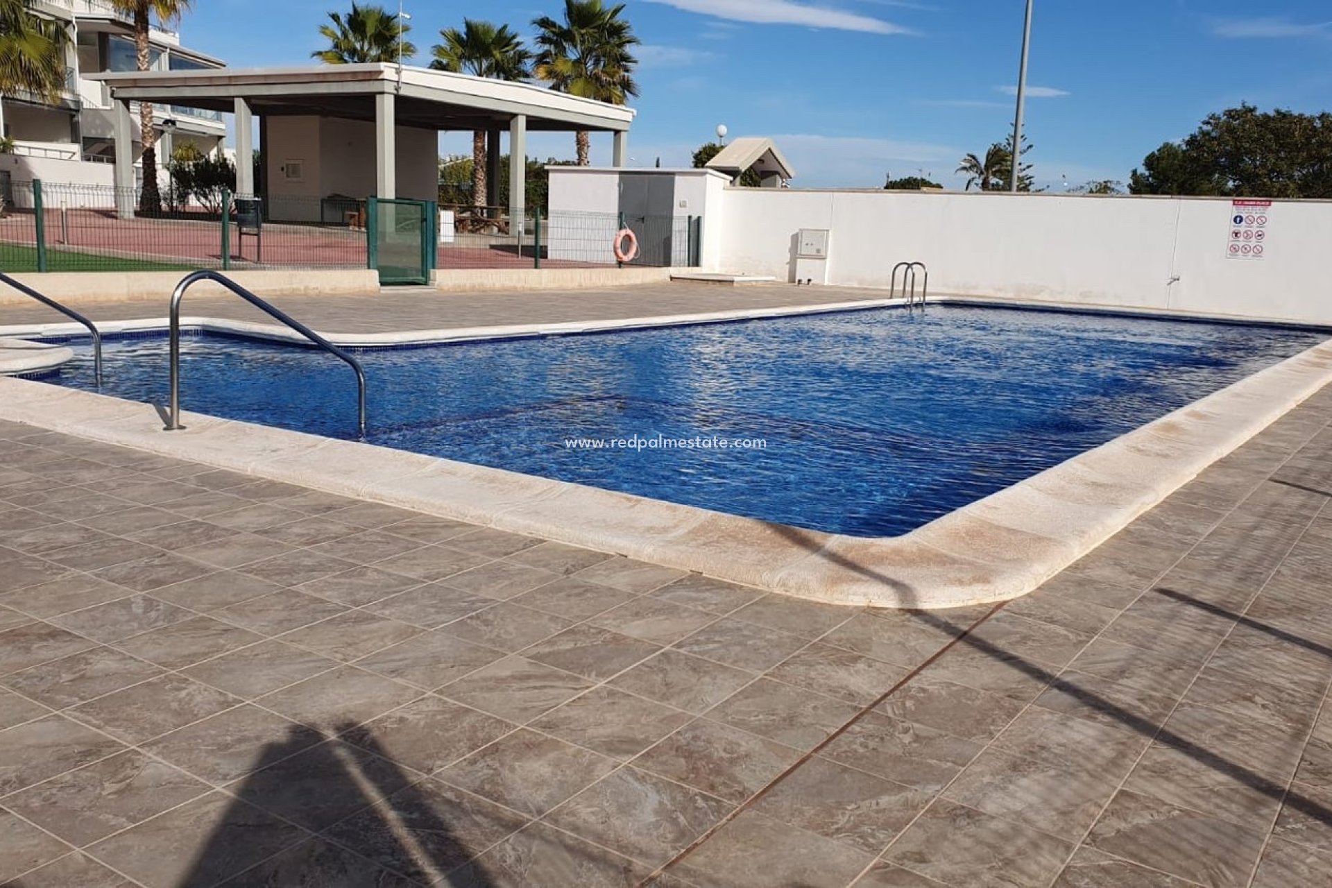 Återförsäljning - Lägenheter -
Orihuela Costa - La Florida