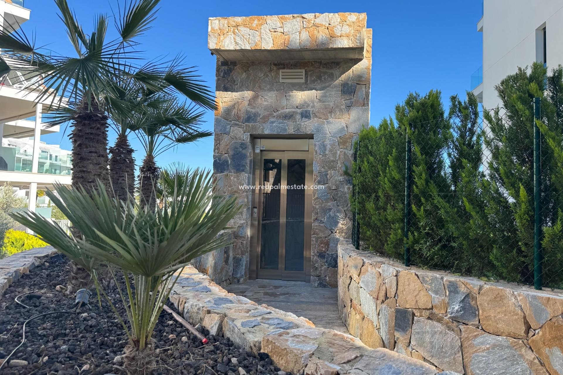 Återförsäljning - Lägenheter -
Orihuela Costa - Las Colinas Golf