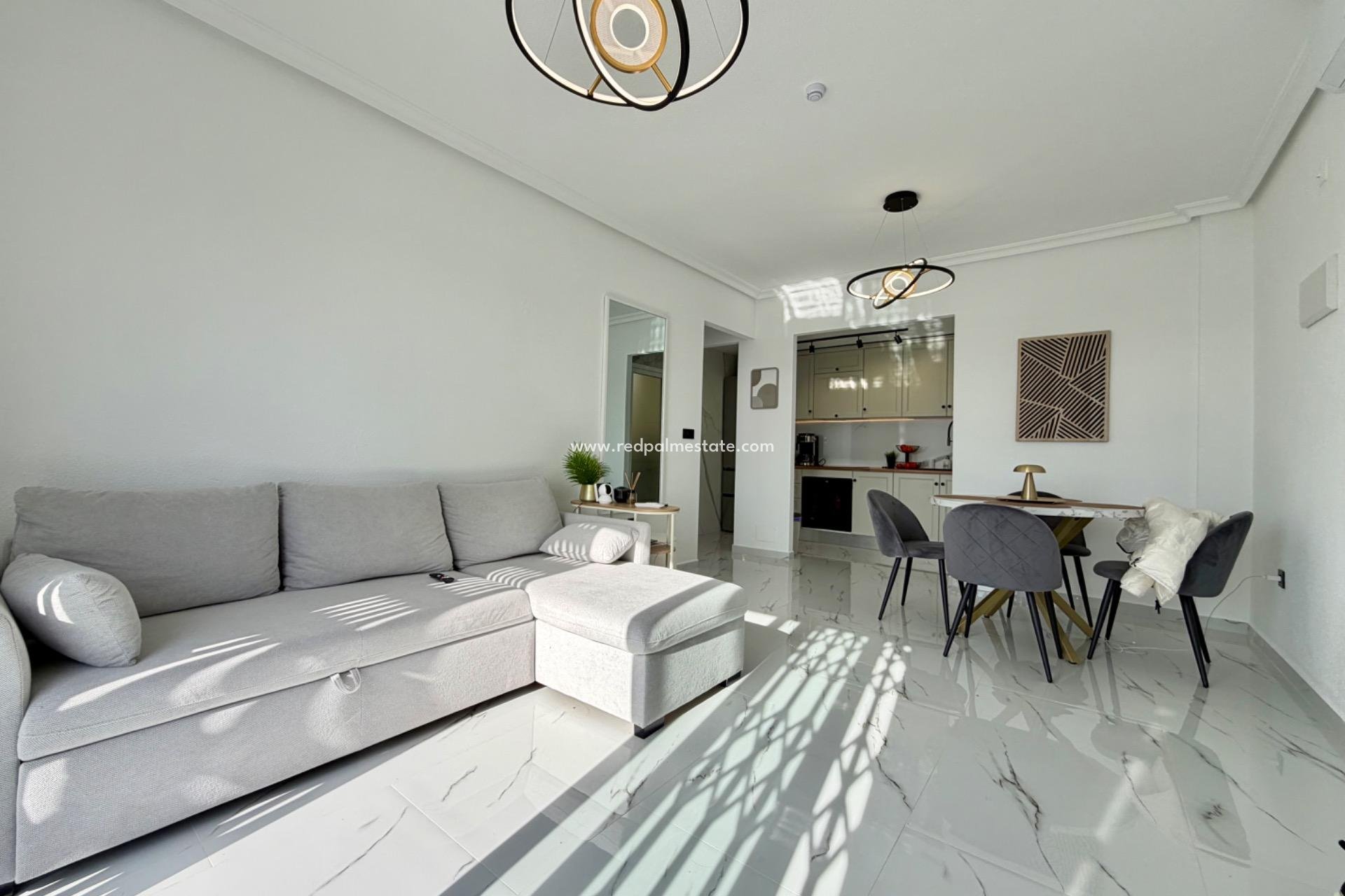 Återförsäljning - Lägenheter -
Orihuela Costa - Playa Flamenca