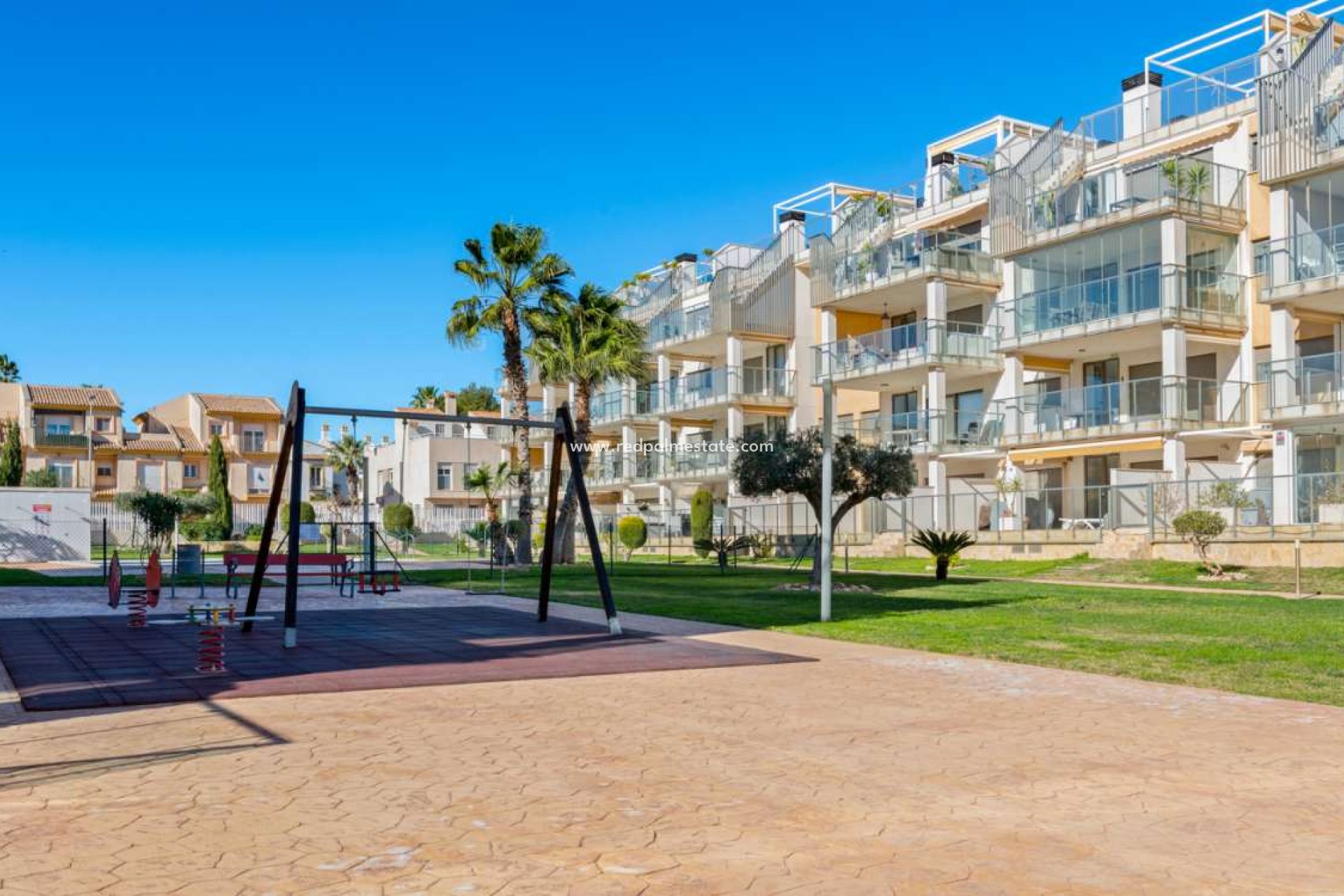 Återförsäljning - Lägenheter -
Orihuela Costa - Villamartín