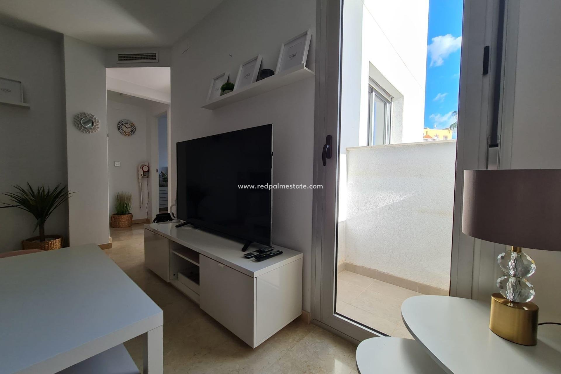 Återförsäljning - Lägenheter -
Orihuela Costa - Villamartín