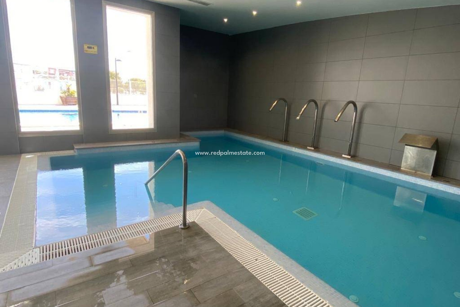 Återförsäljning - Lägenheter -
Orihuela Costa - Villamartín