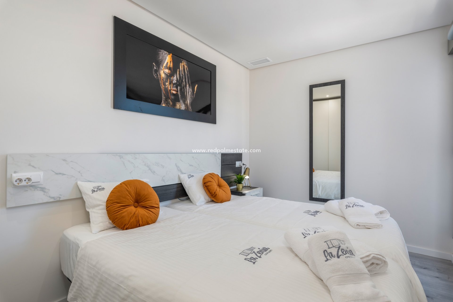 Återförsäljning - Lägenheter -
Orihuela Costa - Villamartín