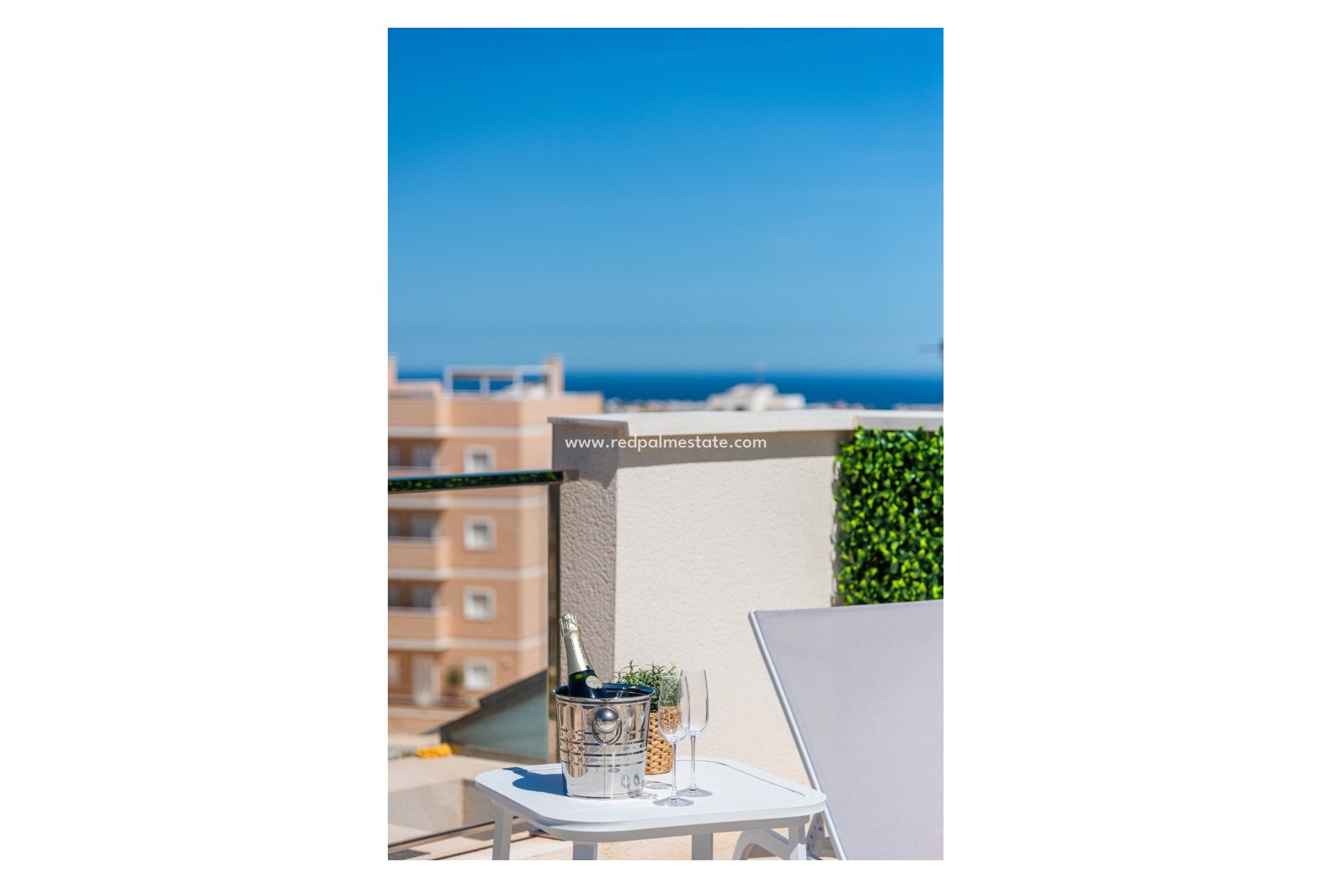 Återförsäljning - Lägenheter -
Orihuela Costa - Villamartín