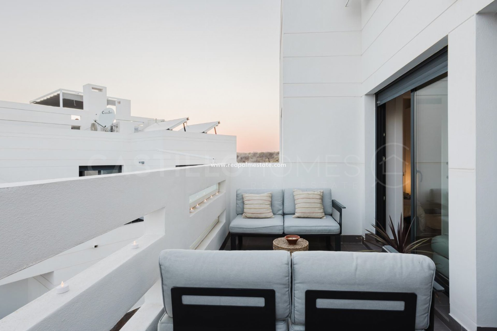 Återförsäljning - Lägenheter -
Orihuela Costa - Villamartín