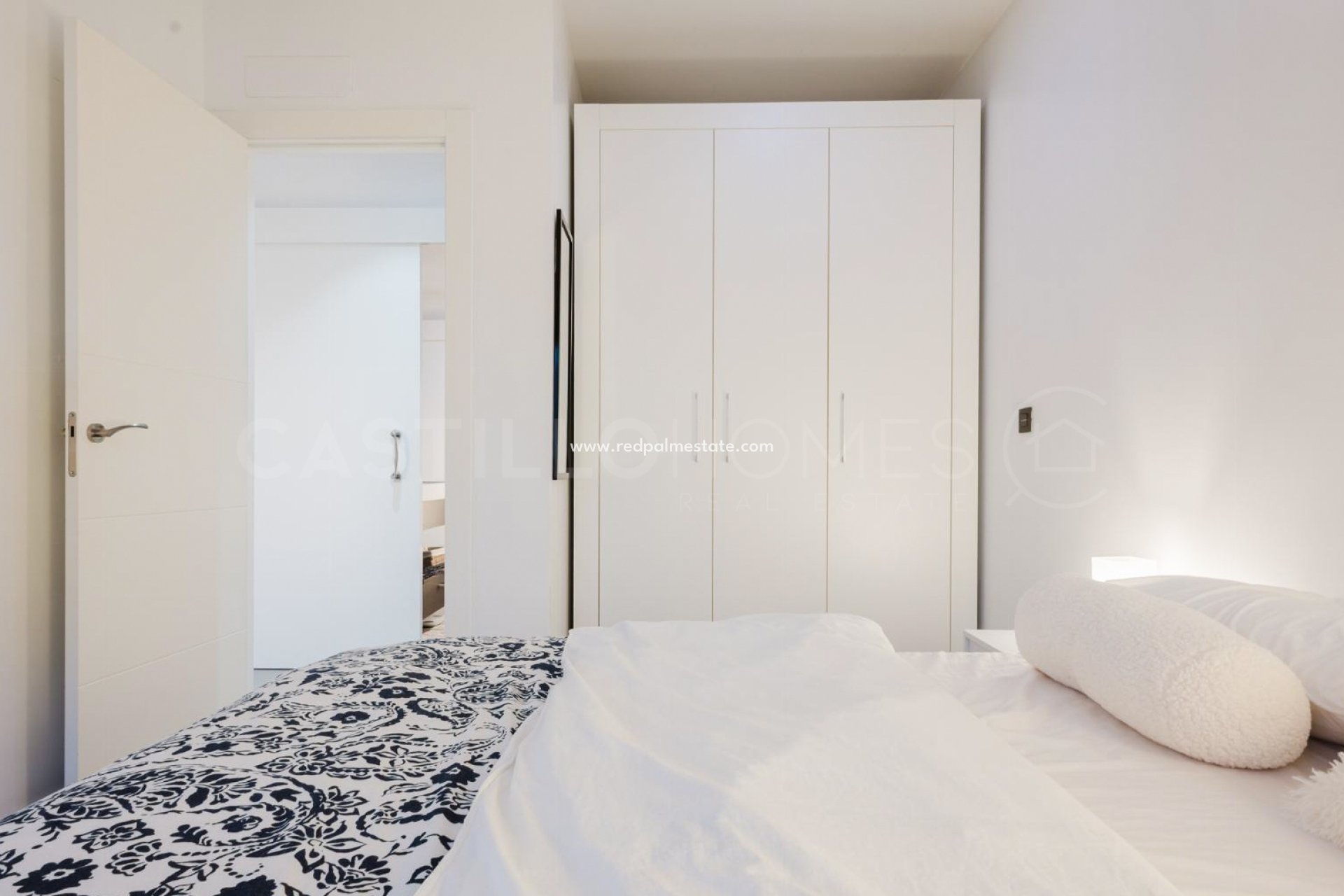 Återförsäljning - Lägenheter -
Orihuela Costa - Villamartín