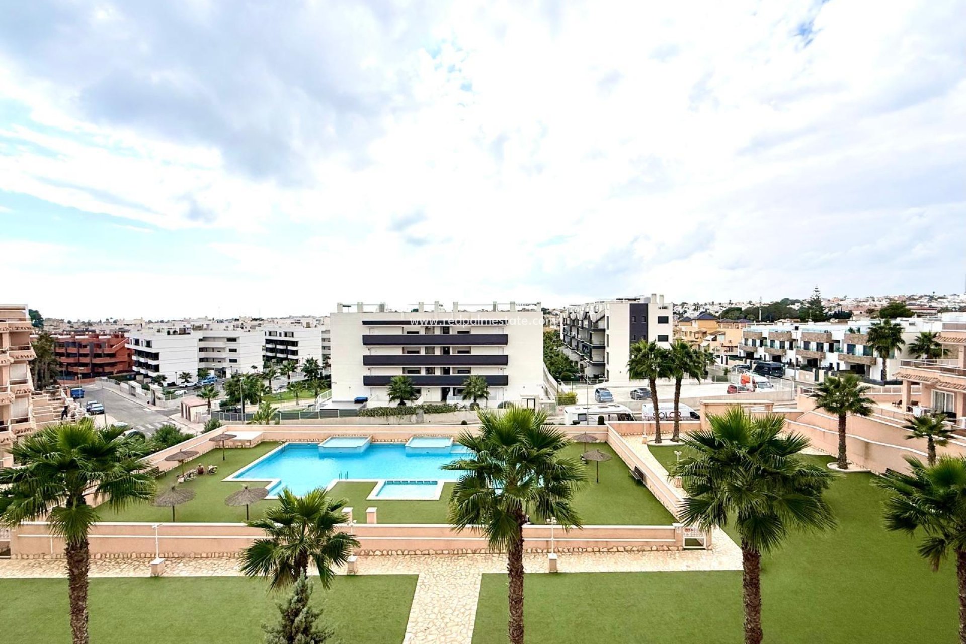 Återförsäljning - Lägenheter -
Orihuela Costa - Villamartín