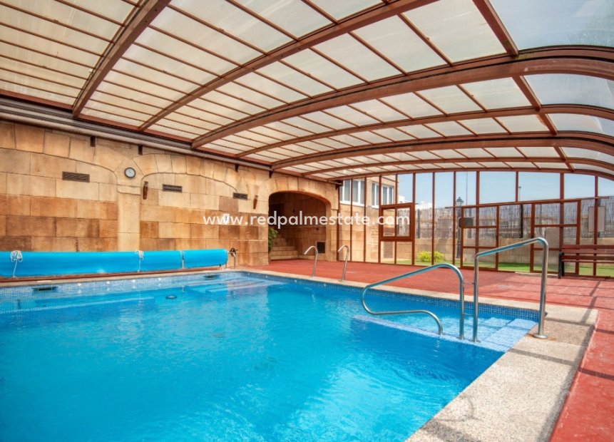 Återförsäljning - Lägenheter -
Orihuela Costa - Villamartín