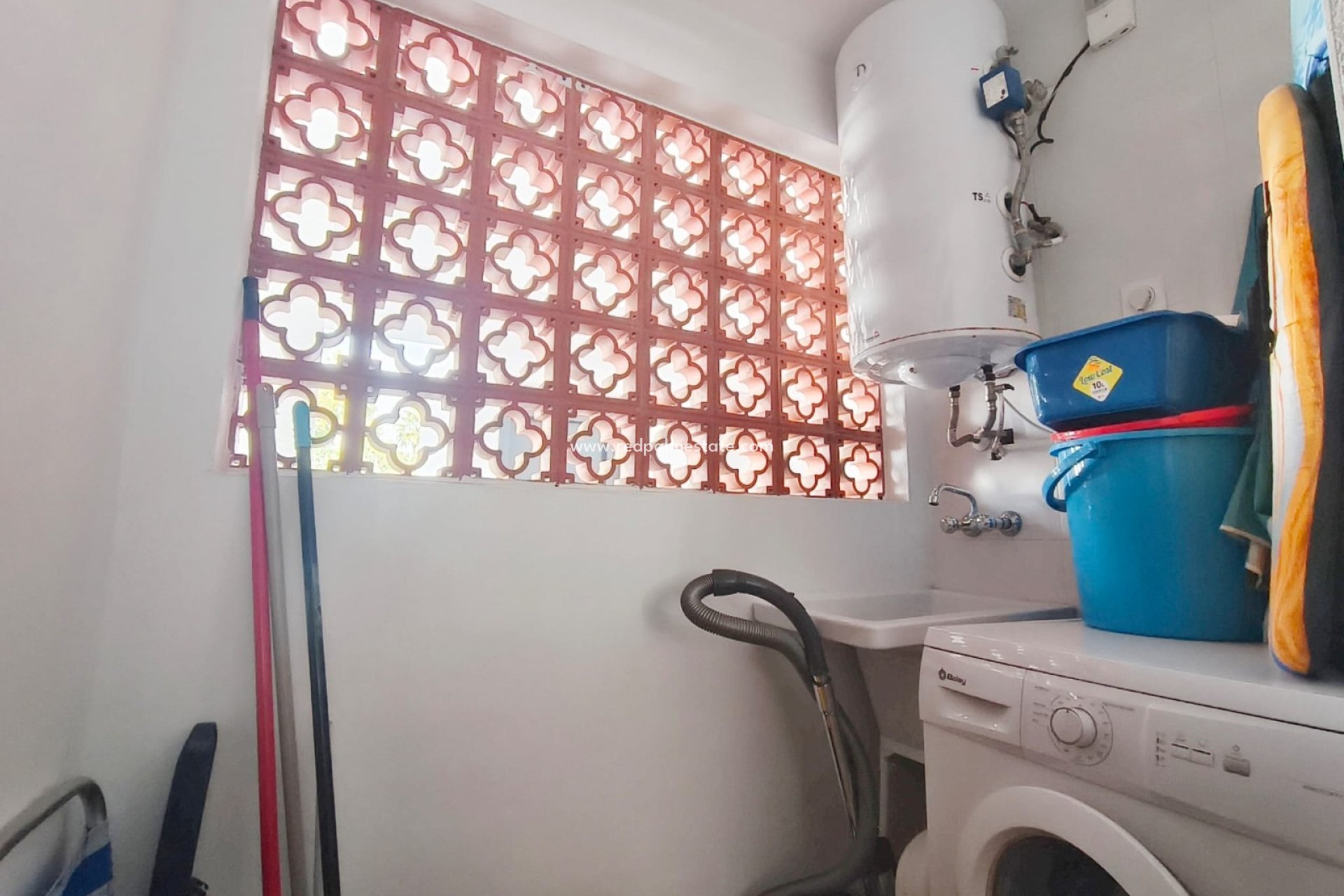 Återförsäljning - Lägenheter -
Orihuela Costa - Villamartín